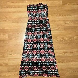 Trixxi patterned sleeveless maxi dress, size small